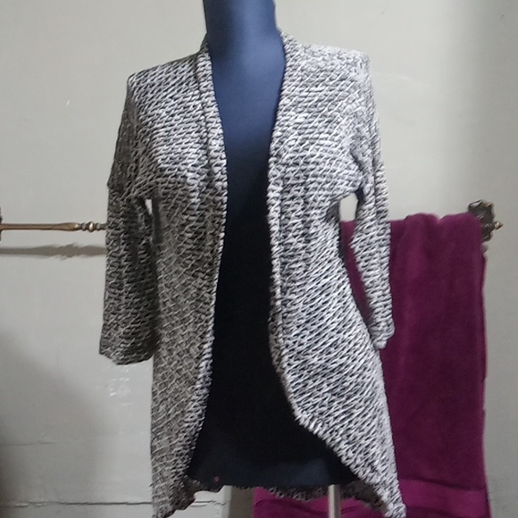 Cardigan - Picture 1 of 2